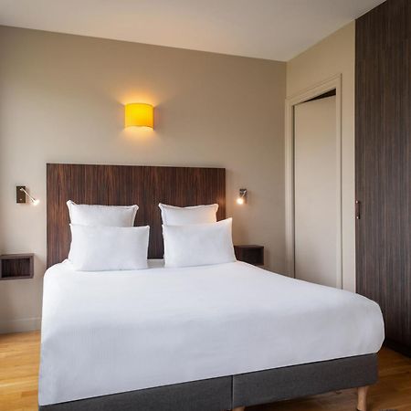 Hotel Helzear Champs-Elysees Paris Exteriör bild