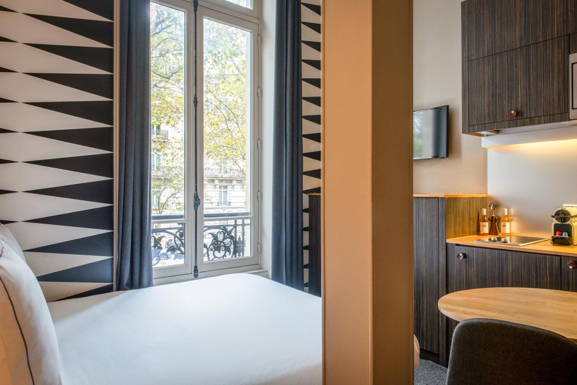 Hotel Helzear Champs-Elysees Paris Exteriör bild