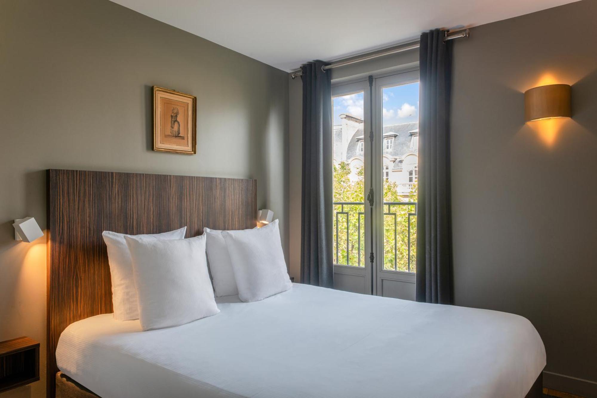 Hotel Helzear Champs-Elysees Paris Exteriör bild